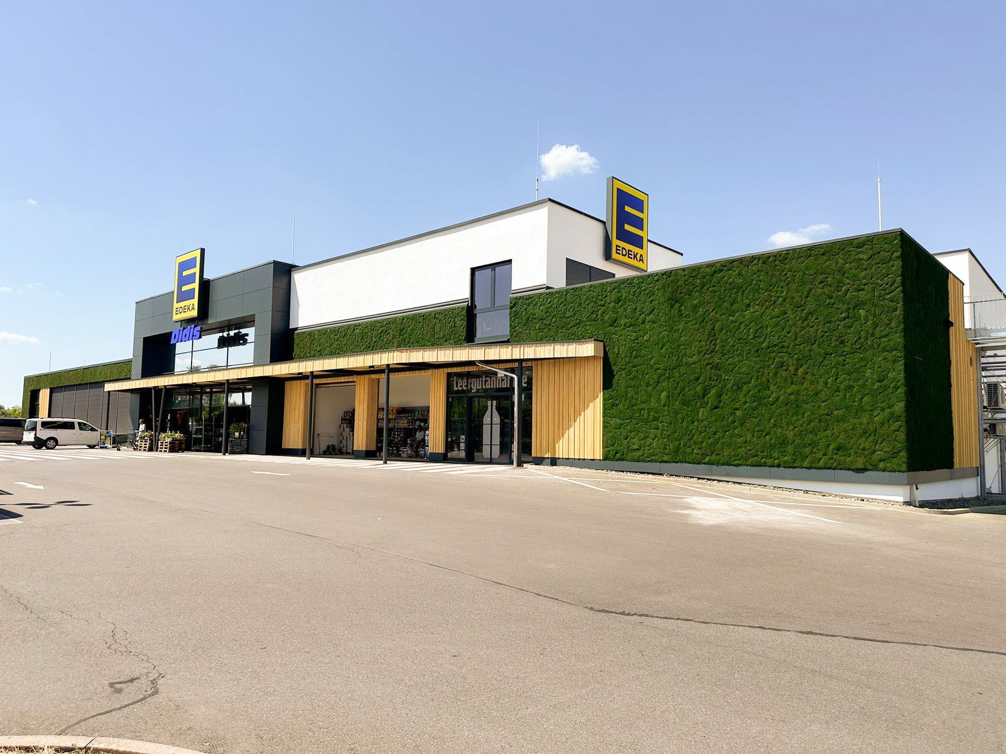 EDEKA Kürnach — Greenovation · 132 m² — completed in June 2026