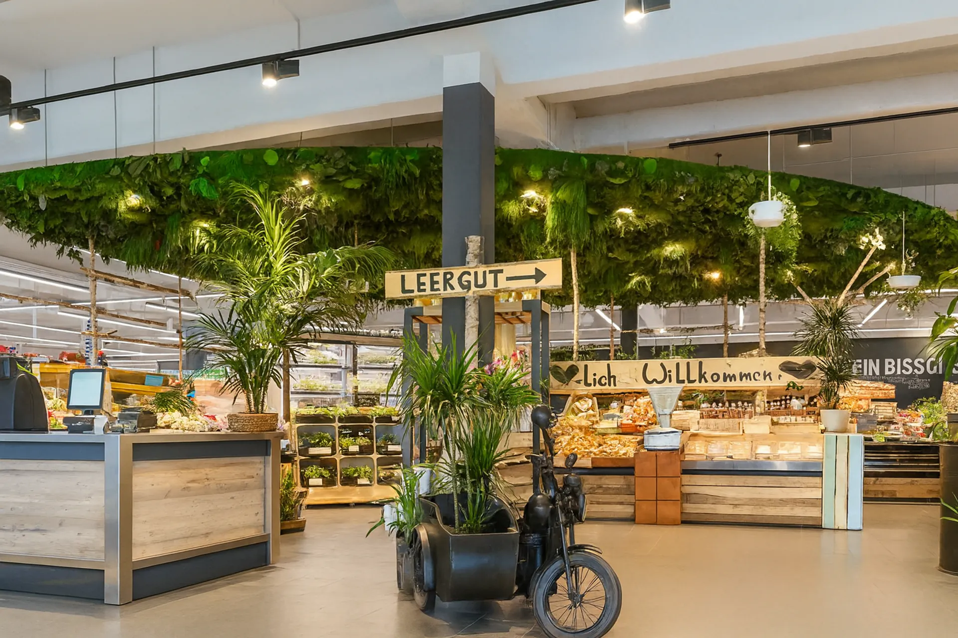 Moss ceiling Modern Markthal Kitchen — Ceiling greenery by MOOSMOOS