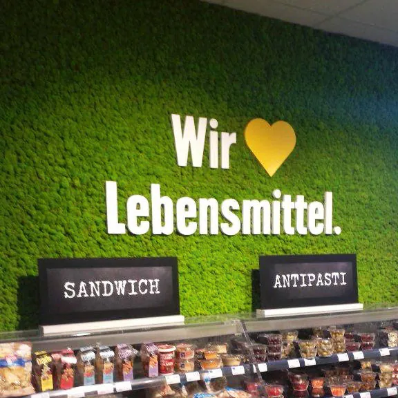 Living moss walls in retail outlets