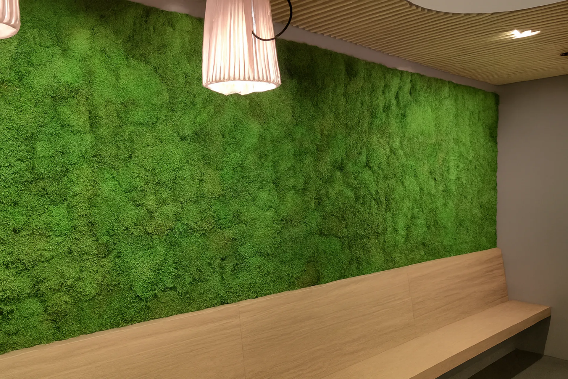 Modern Office Reception Moss wall — Wall greenery by MOOSMOOS