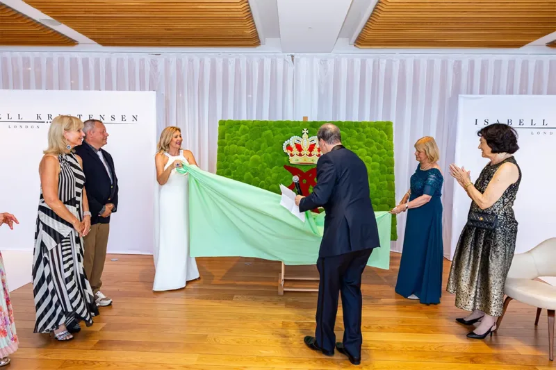 Ceremonial unveiling of the Monaco coat of arms made of moss at the Club Allemand International’s summer gala